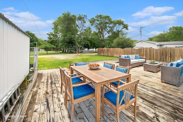 919 Lawndale Street, Ludington, MI 49431