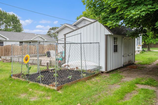 919 Lawndale Street, Ludington, MI 49431