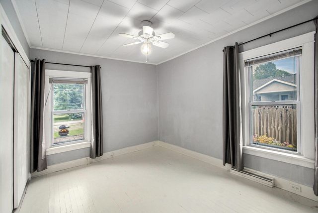 919 Lawndale Street, Ludington, MI 49431