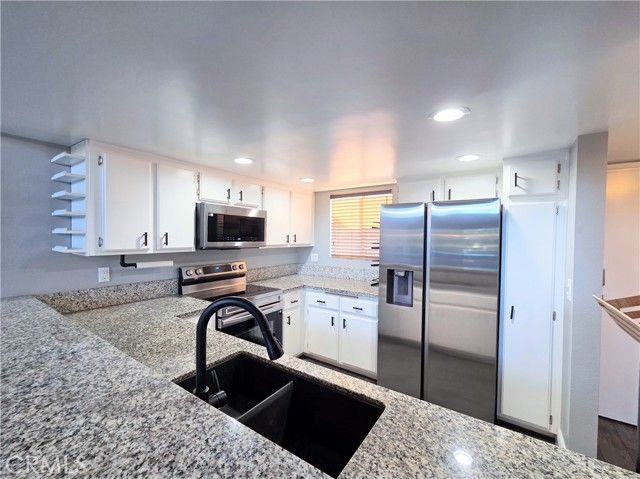 505 W 5th St 306, Long Beach, CA 90802