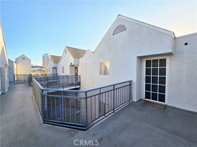 505 W 5th St 306, Long Beach, CA 90802