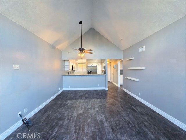 505 W 5th St 306, Long Beach, CA 90802