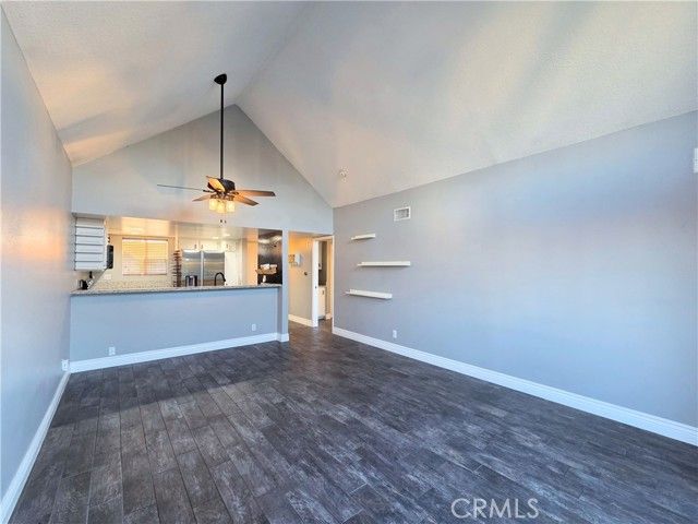 505 W 5th St 306, Long Beach, CA 90802