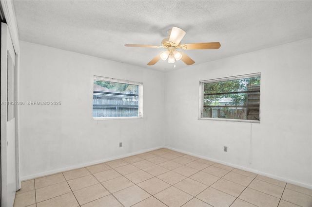3660 NE 12th Ave, Pompano Beach, FL 33064