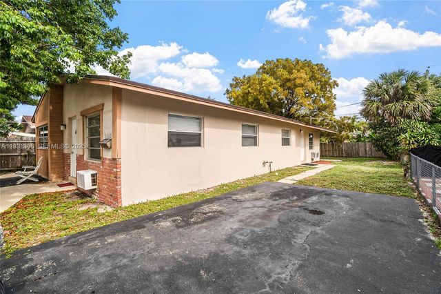 3660 NE 12th Ave, Pompano Beach, FL 33064