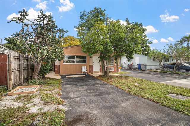 3660 NE 12th Ave, Pompano Beach, FL 33064