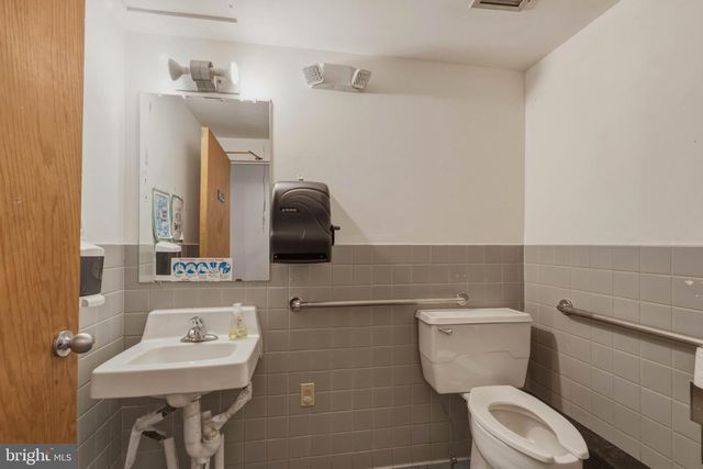 2721 N 5TH ST, Philadelphia, PA 19133