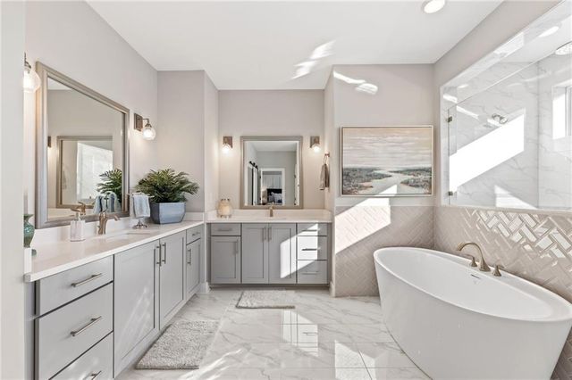 16180 Grand Litchfield Drive, Roswell, GA 30075