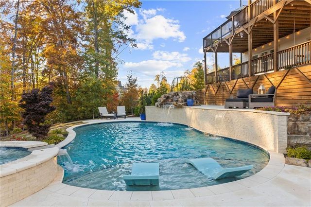 16180 Grand Litchfield Drive, Roswell, GA 30075