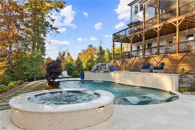 16180 Grand Litchfield Drive, Roswell, GA 30075