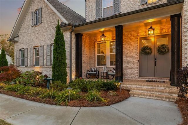 16180 Grand Litchfield Drive, Roswell, GA 30075