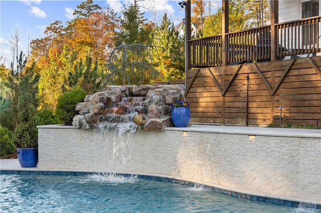 16180 Grand Litchfield Drive, Roswell, GA 30075