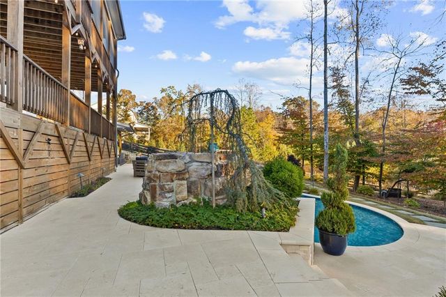 16180 Grand Litchfield Drive, Roswell, GA 30075