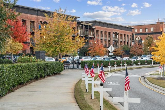 16180 Grand Litchfield Drive, Roswell, GA 30075