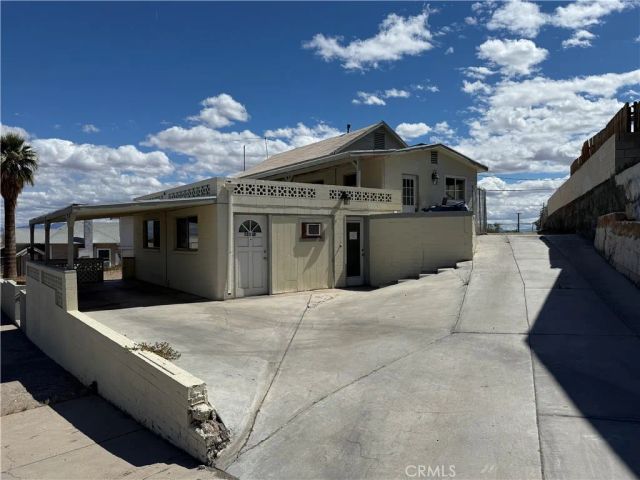 323 E, Needles, CA 92363