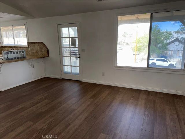 323 E, Needles, CA 92363