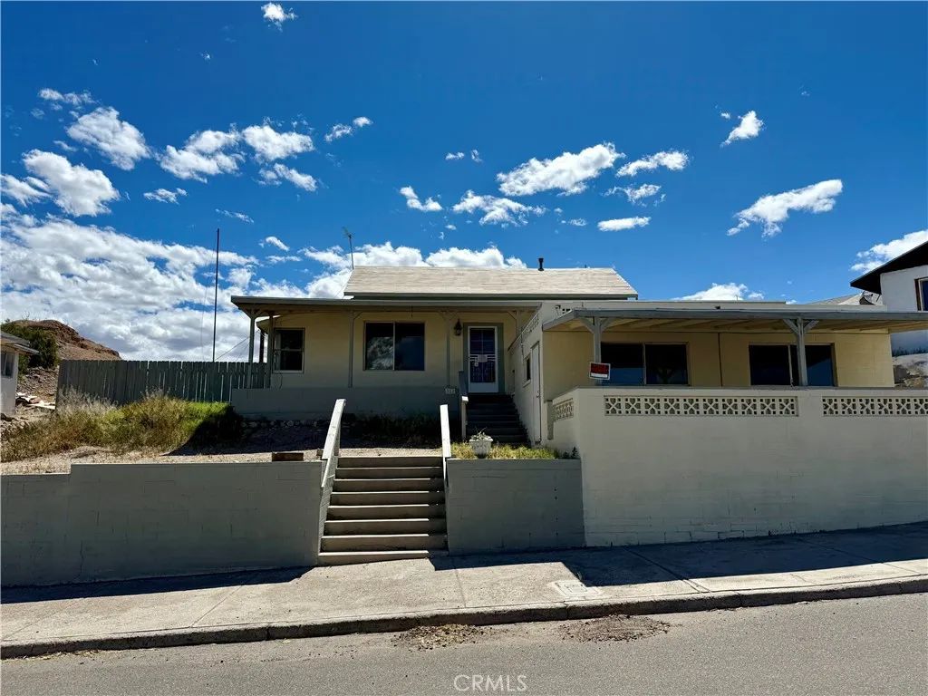 323 E, Needles, CA 92363