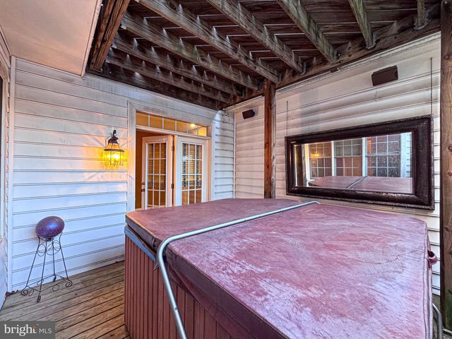 608 PLEASANT DR, Rockville, MD 20850