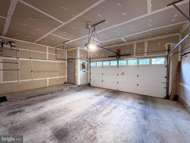 608 PLEASANT DR, Rockville, MD 20850