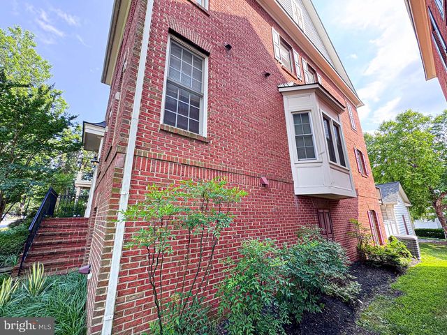 608 PLEASANT DR, Rockville, MD 20850