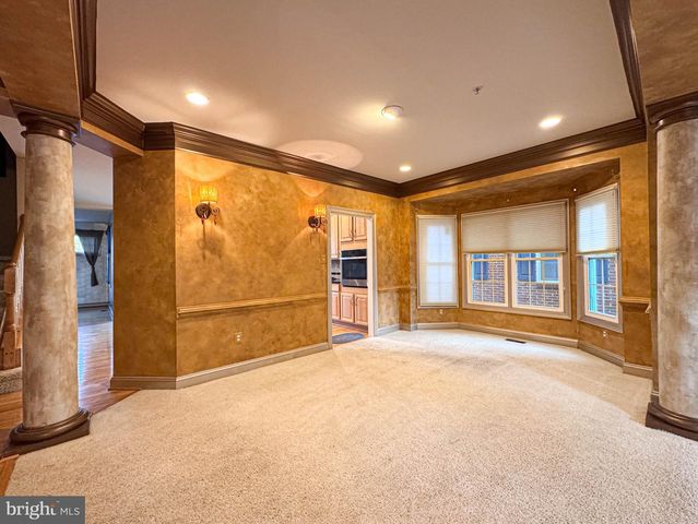 608 PLEASANT DR, Rockville, MD 20850
