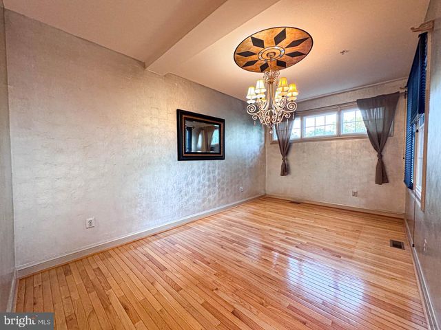 608 PLEASANT DR, Rockville, MD 20850