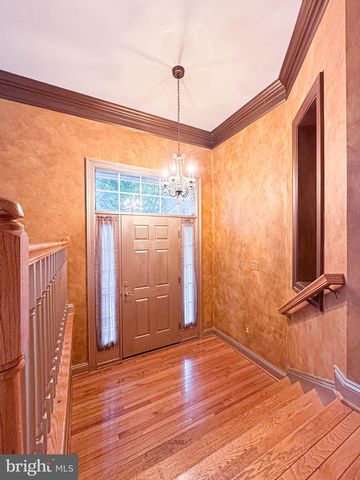 608 PLEASANT DR, Rockville, MD 20850