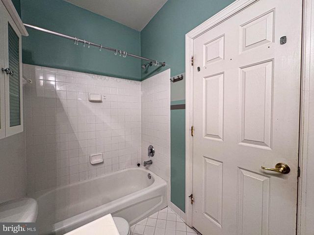 608 PLEASANT DR, Rockville, MD 20850