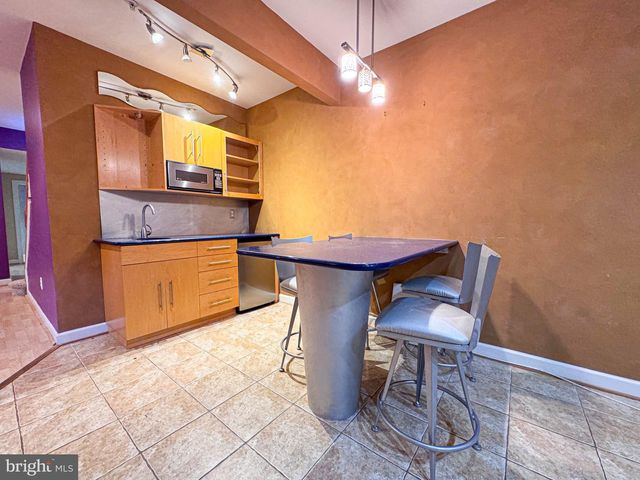 608 PLEASANT DR, Rockville, MD 20850