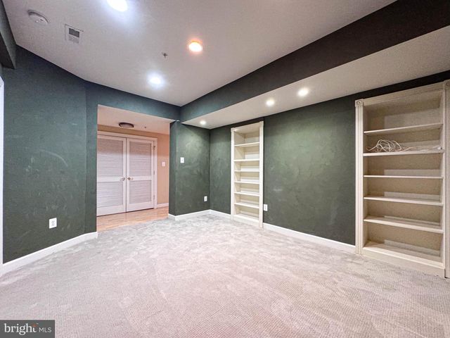 608 PLEASANT DR, Rockville, MD 20850