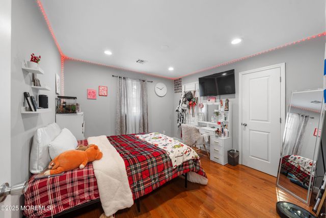 436 Applegate Avenue, Toms River, NJ 08757