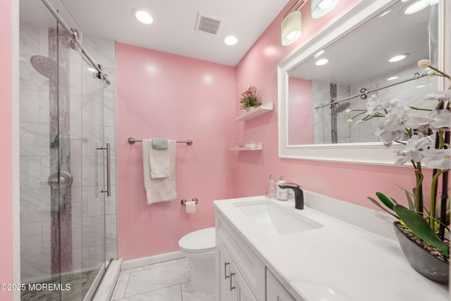 436 Applegate Avenue, Toms River, NJ 08757