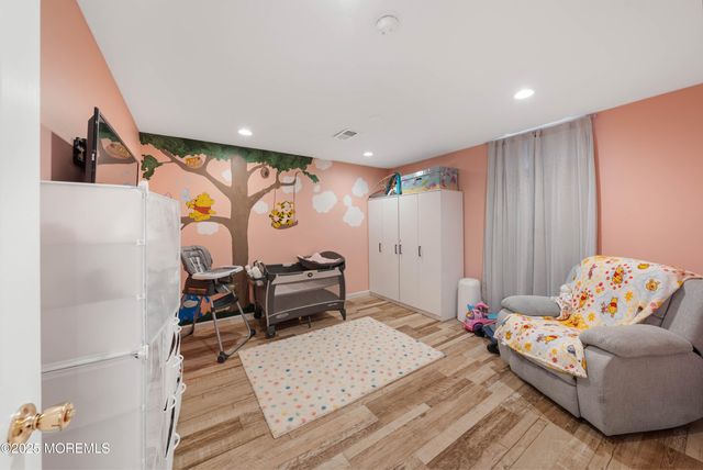 436 Applegate Avenue, Toms River, NJ 08757