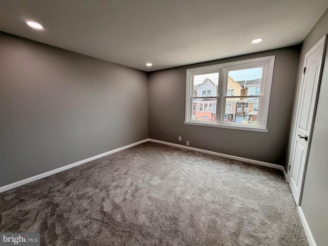3941 K ST, Philadelphia, PA 19124