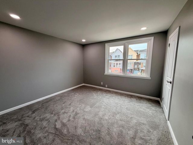 3941 K ST, Philadelphia, PA 19124