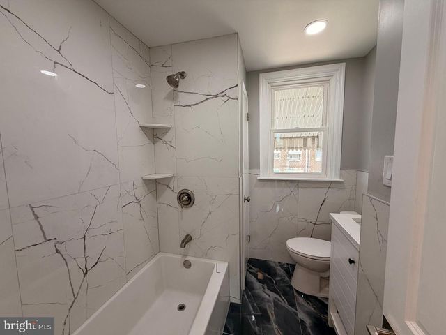3941 K ST, Philadelphia, PA 19124