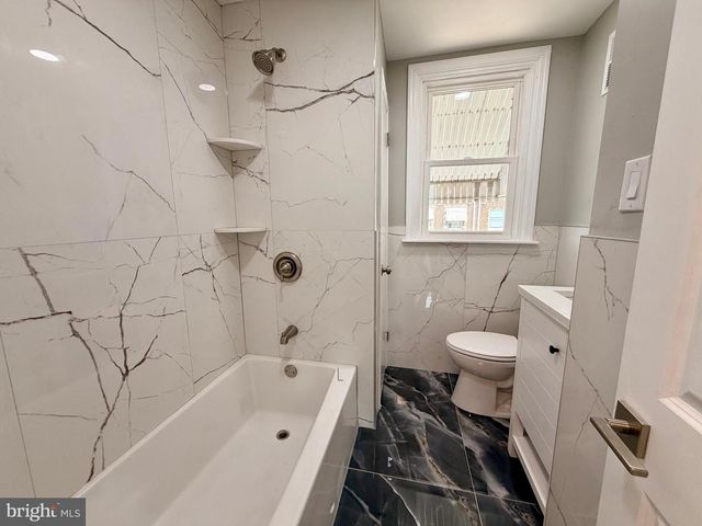 3941 K ST, Philadelphia, PA 19124