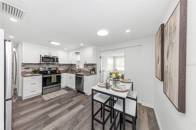6200 EMERALD DRIVE, New Port Richey, FL 34653