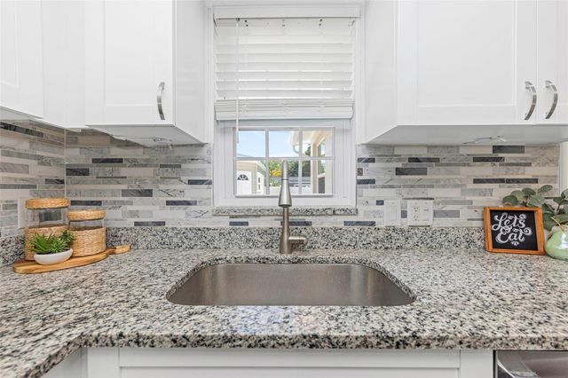 6200 EMERALD DRIVE, New Port Richey, FL 34653