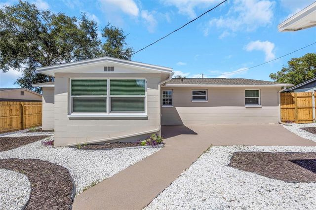 6200 EMERALD DRIVE, New Port Richey, FL 34653
