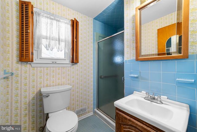 824 UPTON WAY, Somerdale, NJ 08083