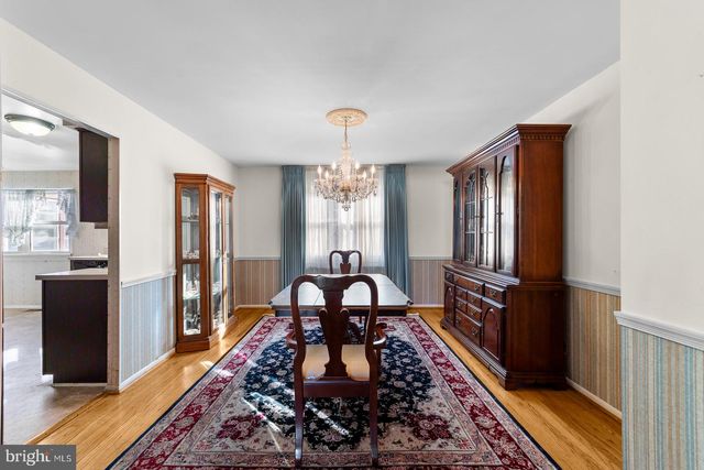 824 UPTON WAY, Somerdale, NJ 08083