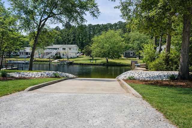 1339 Nightfall Lane, Summerton, SC 29148