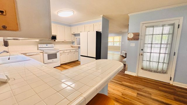 1339 Nightfall Lane, Summerton, SC 29148