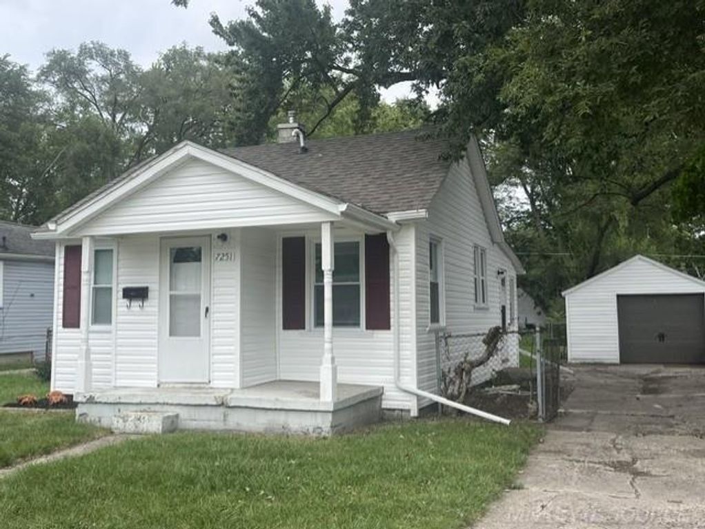 7251 Yacht Avenue, Warren, MI 48091