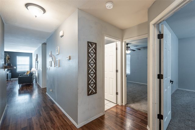 25057 S Roselake Drive, Claremore, OK 74019