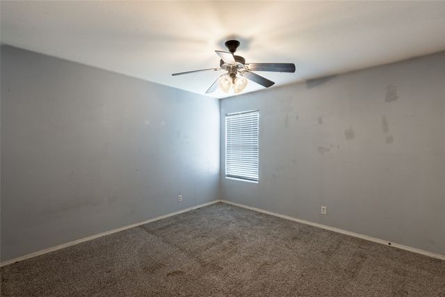 25057 S Roselake Drive, Claremore, OK 74019