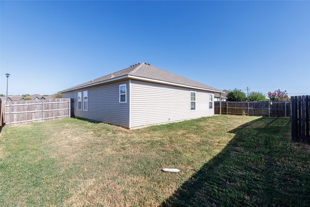 25057 S Roselake Drive, Claremore, OK 74019