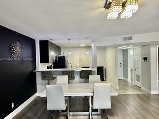 22605 SW 66th Ave 310, Boca Raton, FL 33428