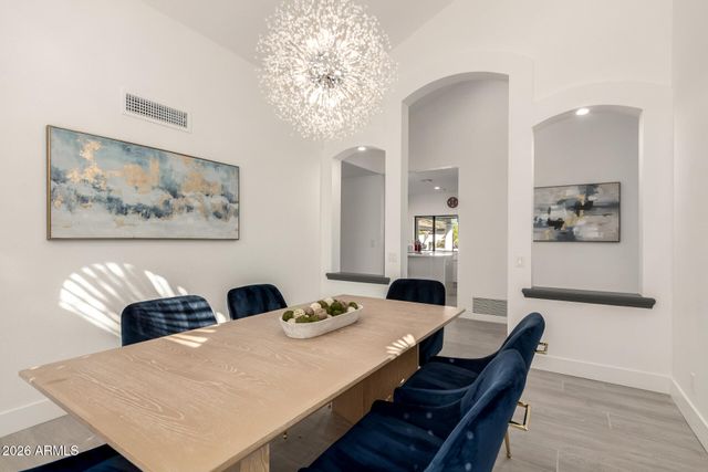 10662 E CAROL Avenue, Scottsdale, AZ 85258